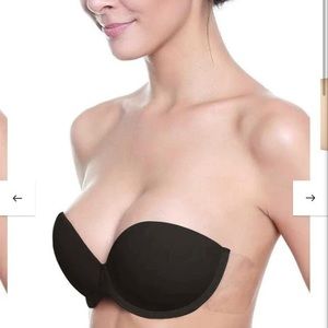 MAGIC CURVES REUSABLE SILICONE BACKLESS STRAPLESS BRA